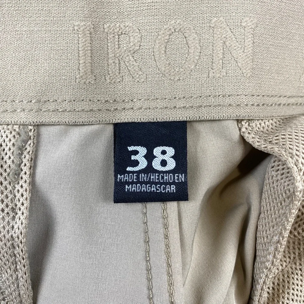NWT Iron Co Mens Stretch Hybrid Cargo Shorts Khaki Tan Size 38 I427149S